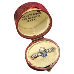 Anello antico "Toi et Moi" in oro 18 carati, con zaffiri e diamanti in stile vittoriano, risalente al 1880 circa