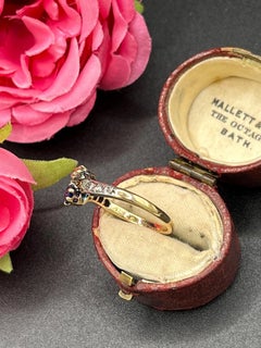 Anello antico "Toi et Moi" in oro 18 carati, con zaffiri e diamanti in stile vittoriano, risalente al 1880 circa