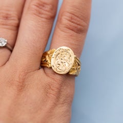 Anillo de sello antiguo de oro amarillo de 18 quilates, con las letras «I» y «C» grabadas a mano y banda con motivos florales