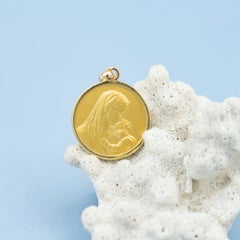 Vintage 18k Gold Virgin Mary and baby Jesus Charm - Catholic Becker pendant