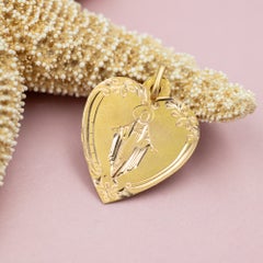 Antique French 18K solid Gold Virgin Mary Pendant – Floral Engraved Blessed Moth