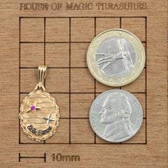 Etoile d'amour charm - Romantic vintage gold pendant - French love Star token