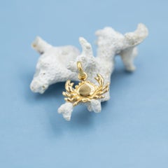 18k crab - Vintage animal charm pendant - 18 ct yellow gold pendant