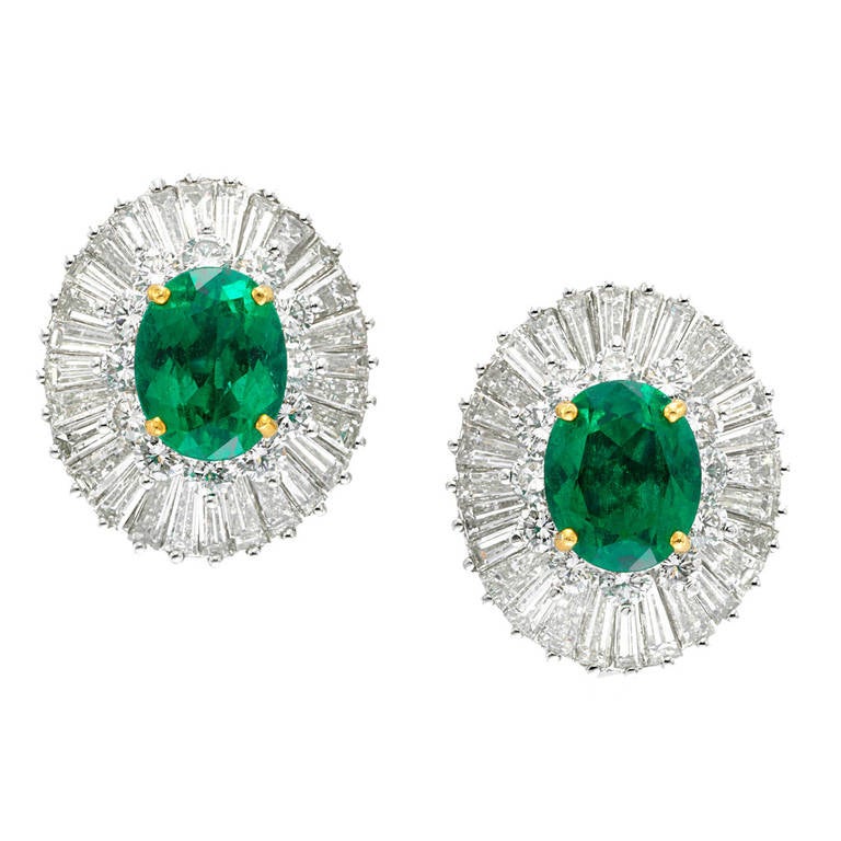 Emerald Diamond Platinum Earrings For Sale