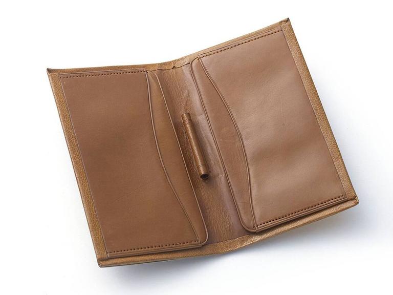 Diamond Gold Leather Card Wallet For Sale at 1stdibs