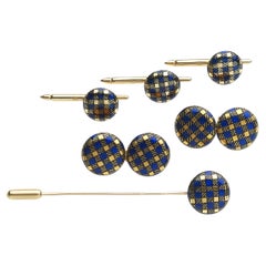 Ensemble vestimentaire vintage en émail écossais et or 14 carats avec boutons de manchette et épingle à cravate