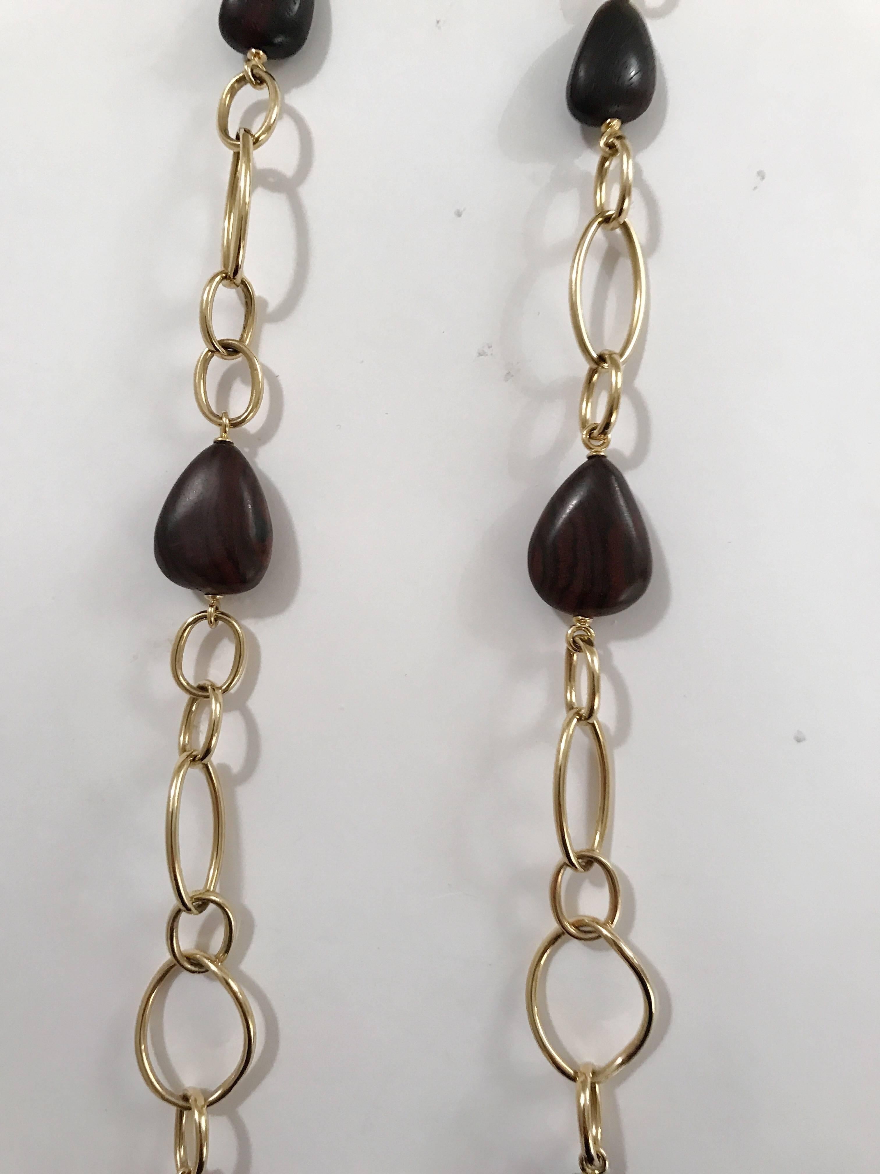 Contemporary 18kt Yellow Gold and Wood Link Necklace   For Sale