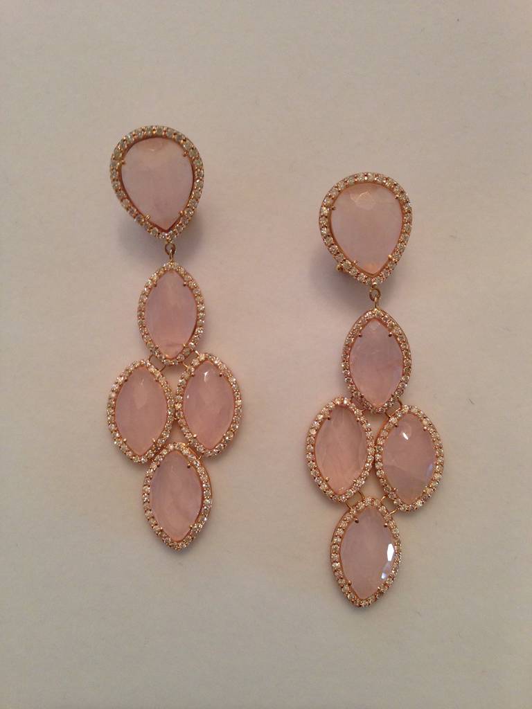 Elegant 18kt Rose Gold Diamond and faceted Rose Quartz Chandelier Earring
2  2/3