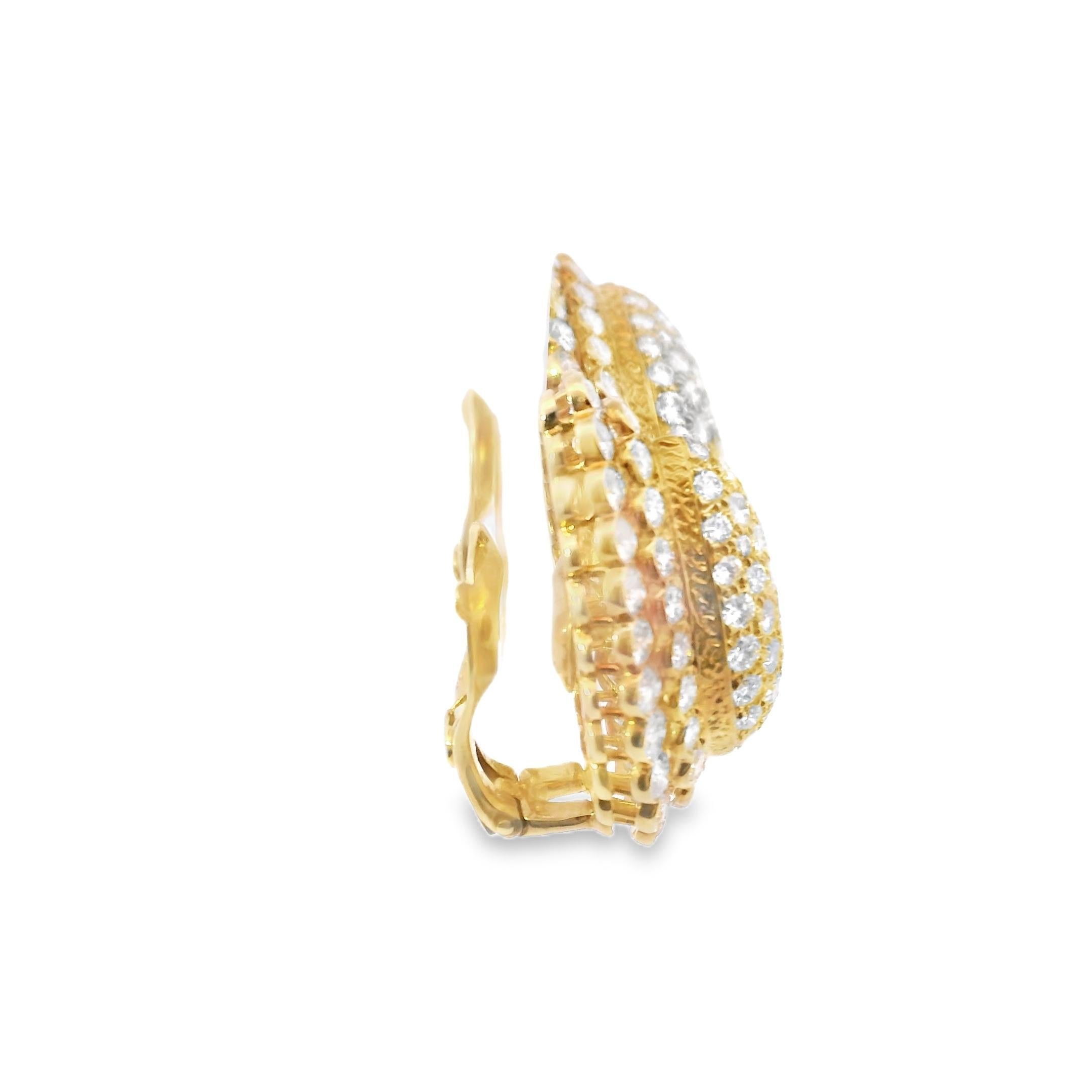 Orecchini con diamanti Van Cleef & Arpels 18K In condizioni buone in vendita a New York, NY