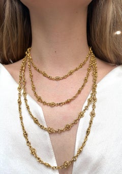 Longue chaîne victorienne française en or jaune 18 carats