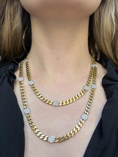 Collana Bulgari con catena a maglie lunghe a catena a grani in oro 18 carati, anni '60