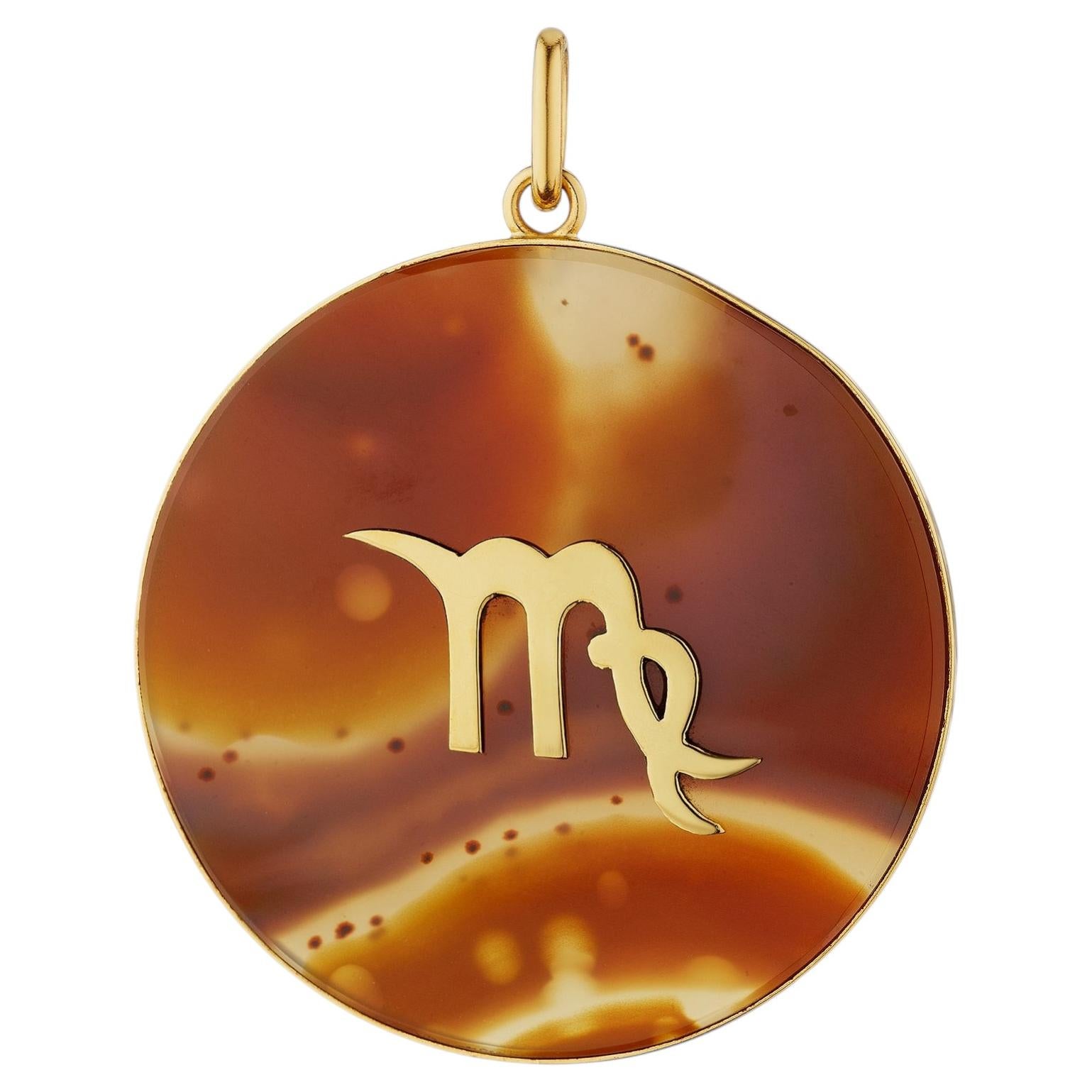 Cartier Vintage 18K Yellow Gold Virgo Agate Pendant, Circa 1970-75 For Sale