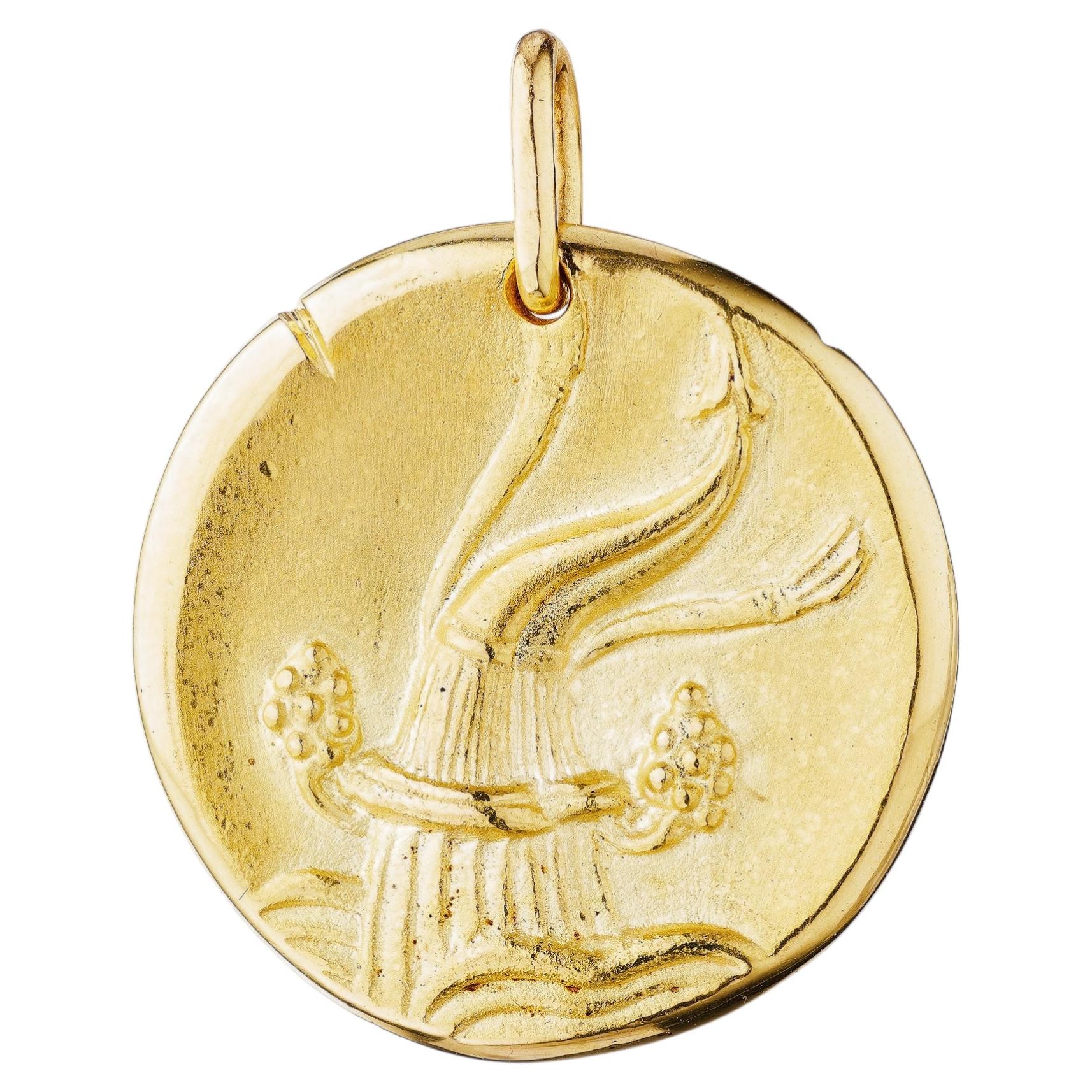 Van Cleef & Arpels Georges L'Enfant Vintage Aquarius Zodiac Medium Gold Pendant