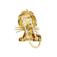 Van Cleef & Arpels Paris Vintage Diamond Emerald Gold Platinum Lion Cub Brooch