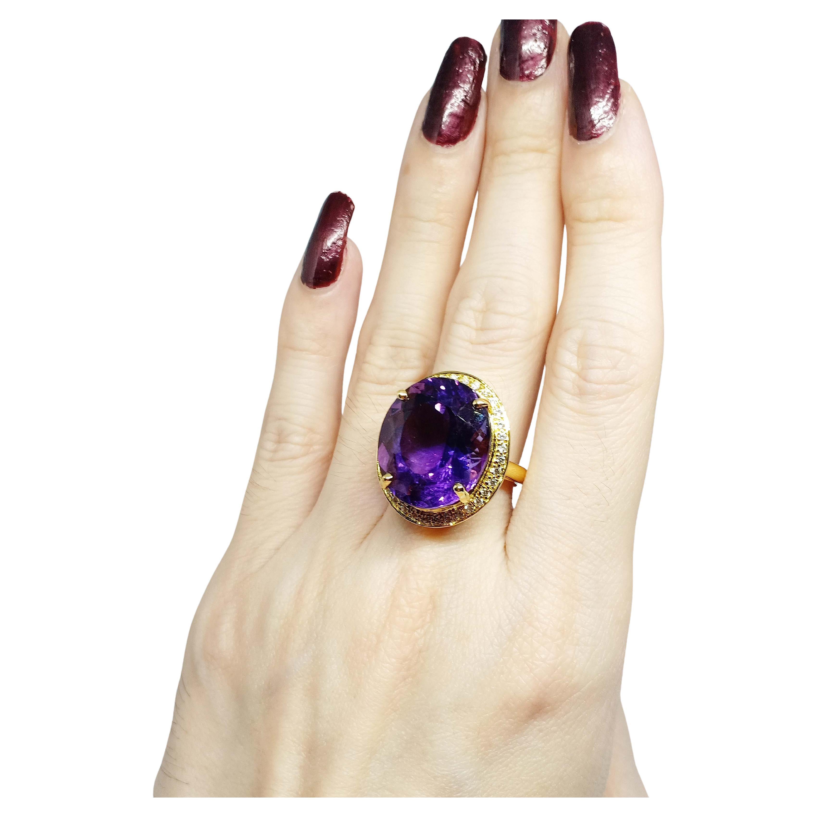 24.45cts Big Amethyst en argent sterling plaqué or 18K en vente