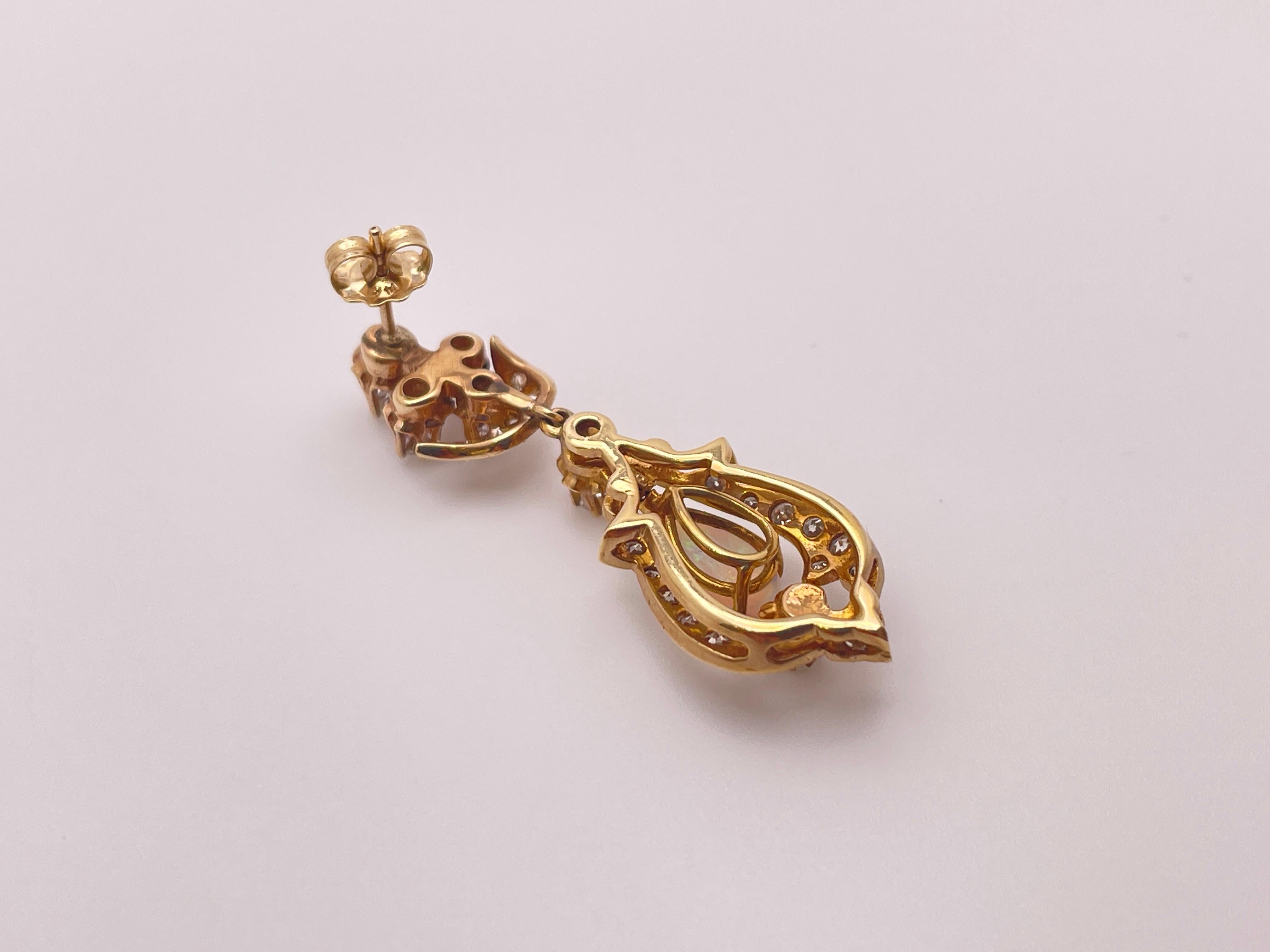 da uomo o donna Orecchini a lampadario con diamante e opale naturale in oro giallo 14K in vendita