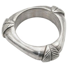 Vintage Sterling Silver Rounded Triangle Leaf Bangle Bracelet