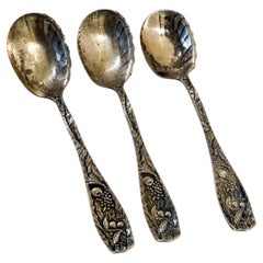 Juego de 3 cucharas antiguas de plata de ley «Pomona Fruit Shell» de Towle
