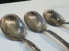 Juego de 3 cucharas antiguas de plata de ley «Pomona Fruit Shell» de Towle