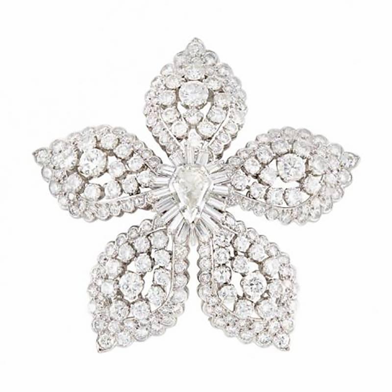 Superb Diamond Brooch/Pendant by Van Cleef & Arpels 