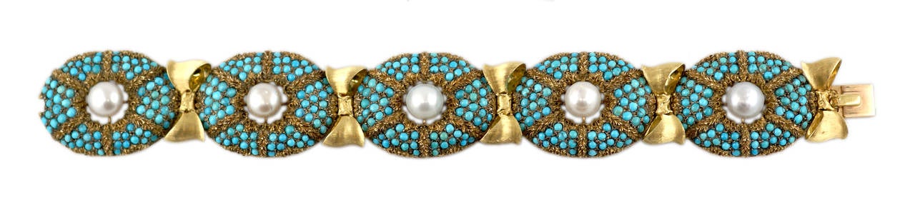 1955 Buccellati Turquoise Pearl Gold Bow Bracelet In Excellent Condition In New York, NY