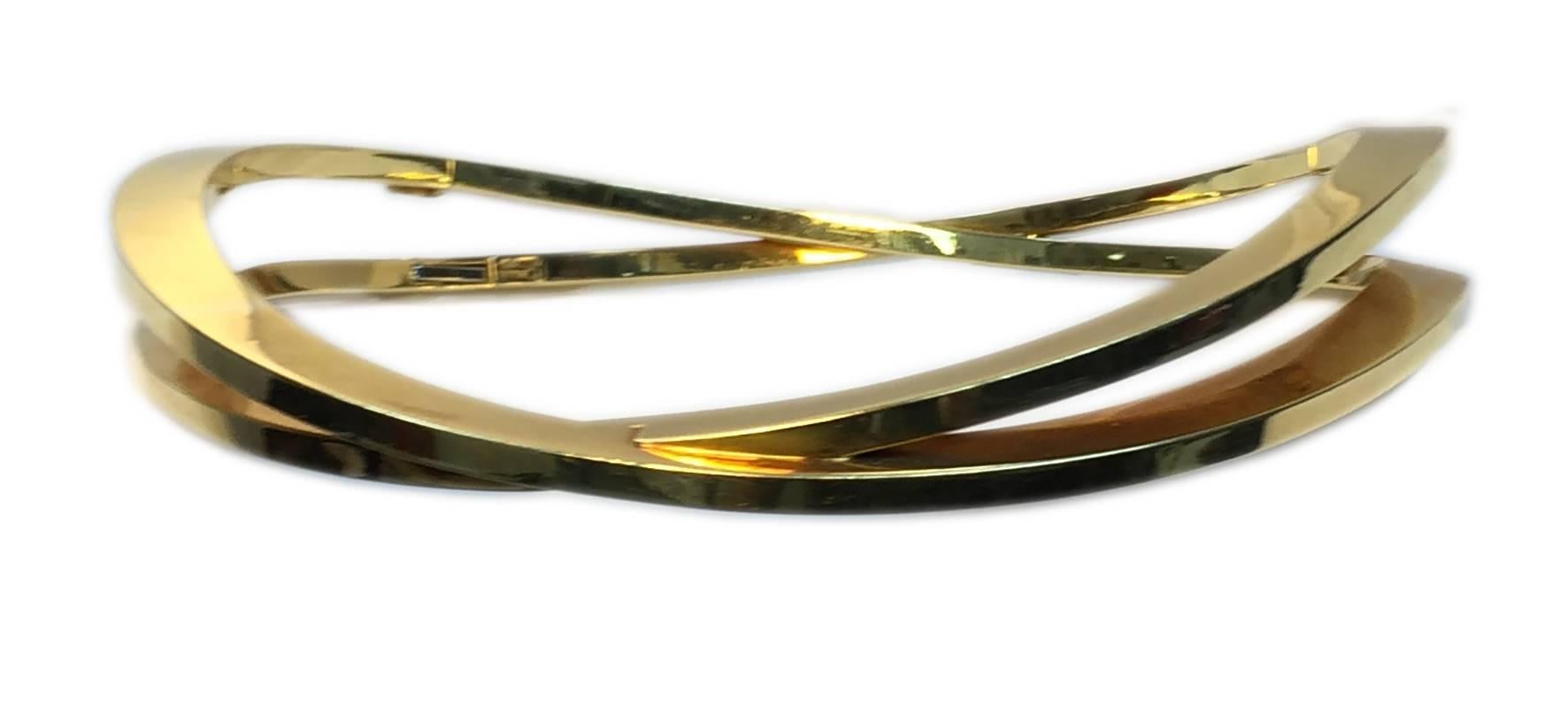 An unusual collar of planetary design, finely manufactured in Italy (marks for Vicenza) in 18kt yellow gold. Circa 1970