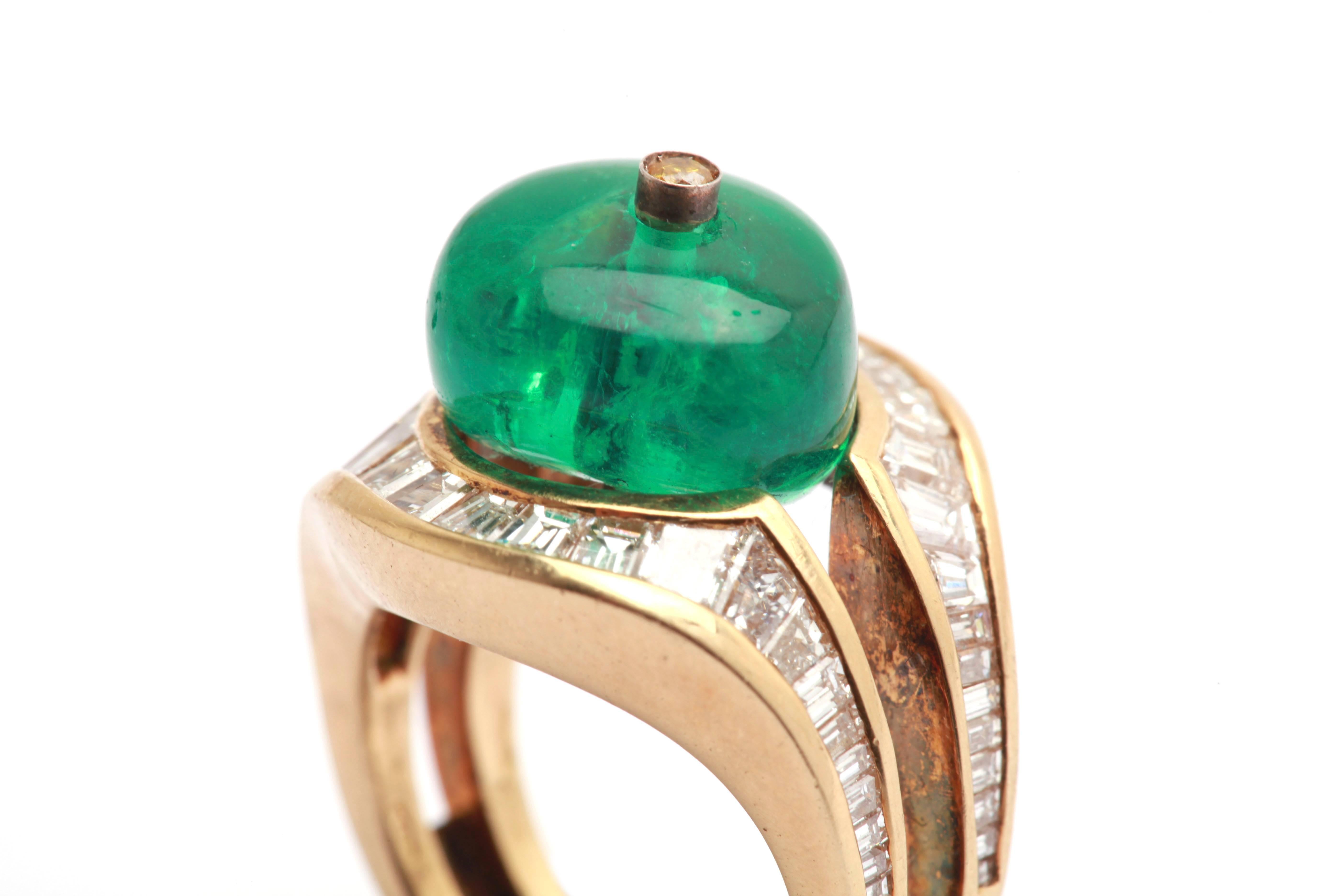 Unusual  Emerald Bead Diamond Ring  In Excellent Condition In New York, NY
