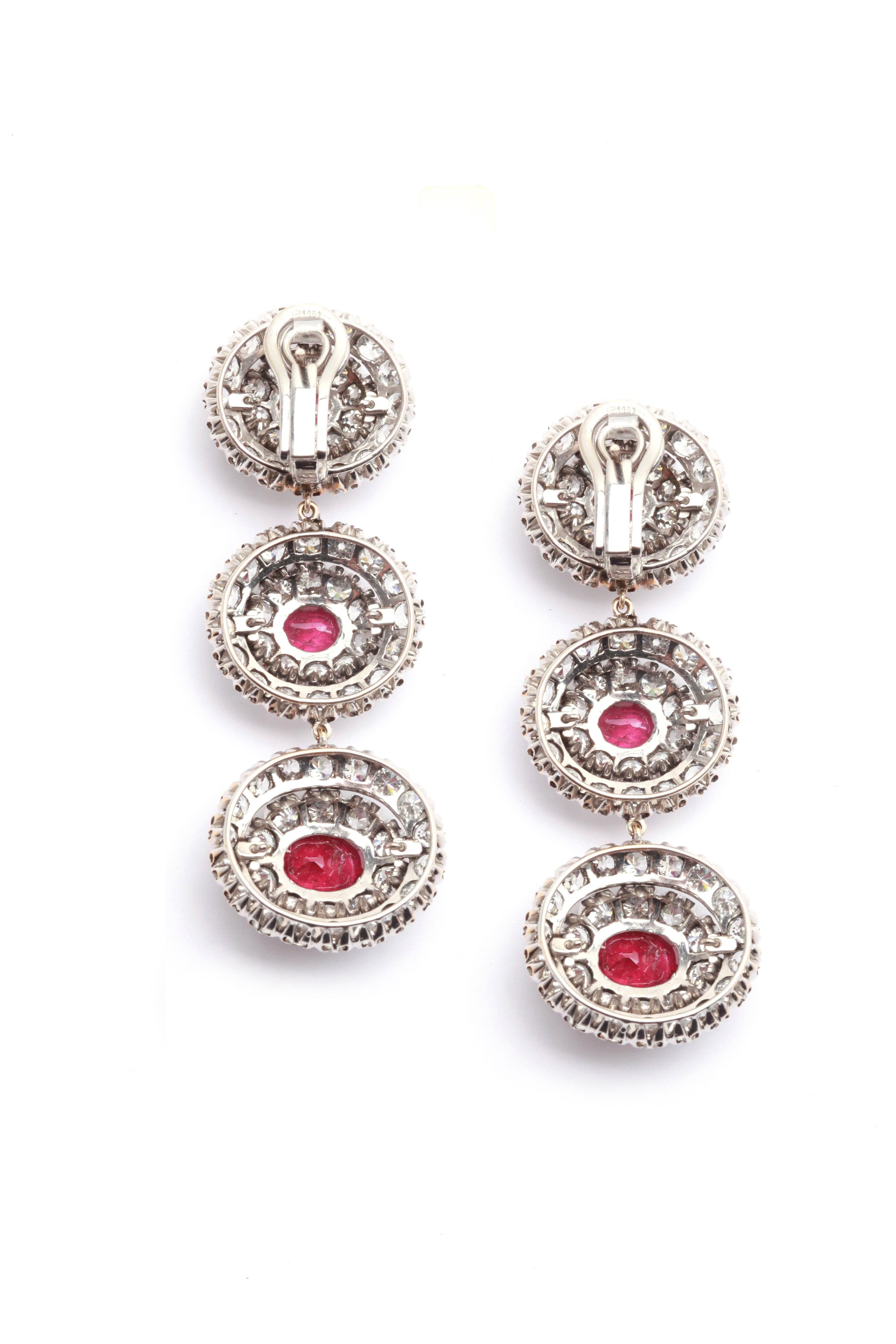 1930s Important Burma Ruby Diamond Platinum Ear Pendants  For Sale 1