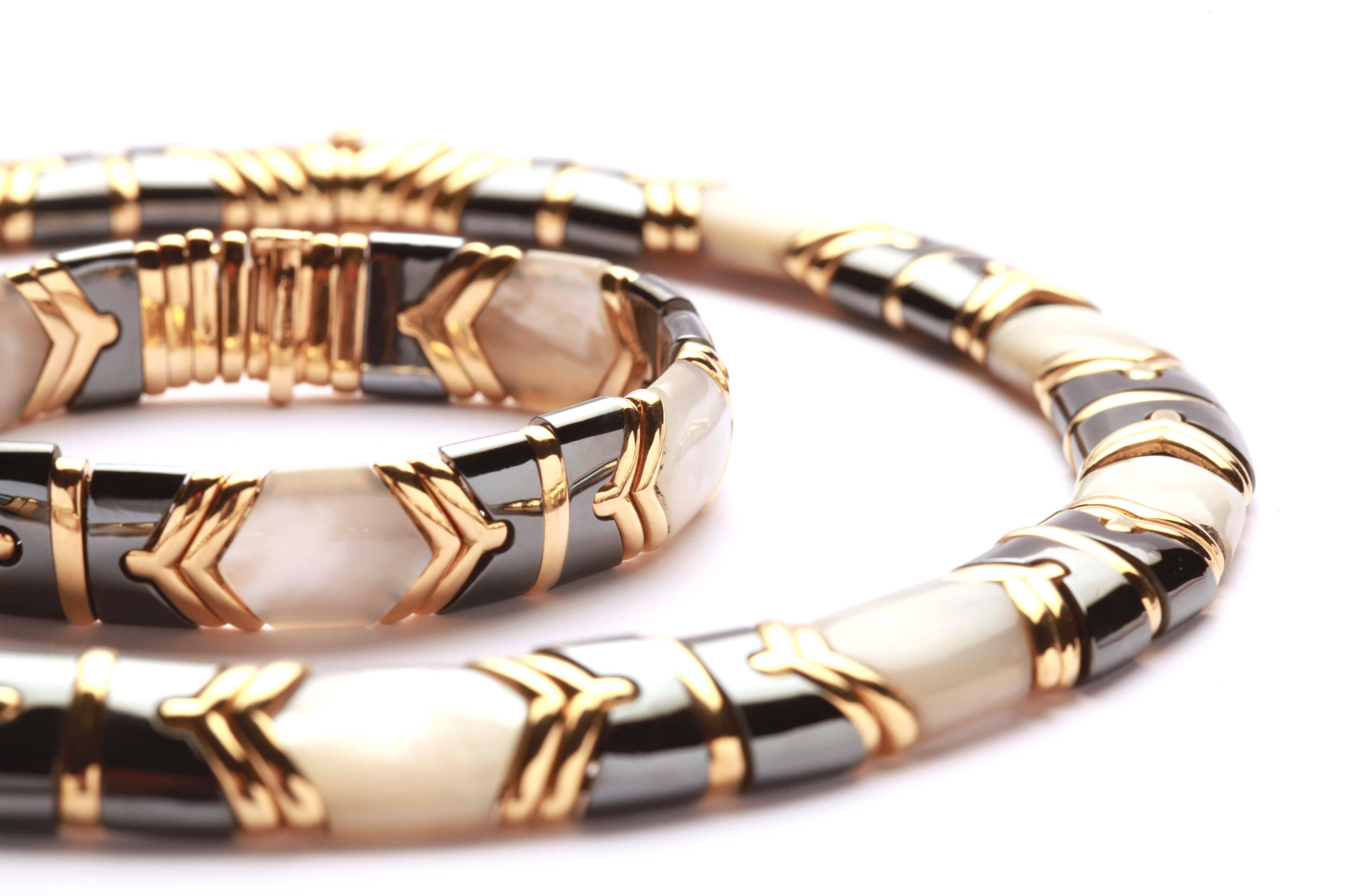 1980s Bulgari Ematite Mother of Pearl Gold Set  In Excellent Condition In New York, NY