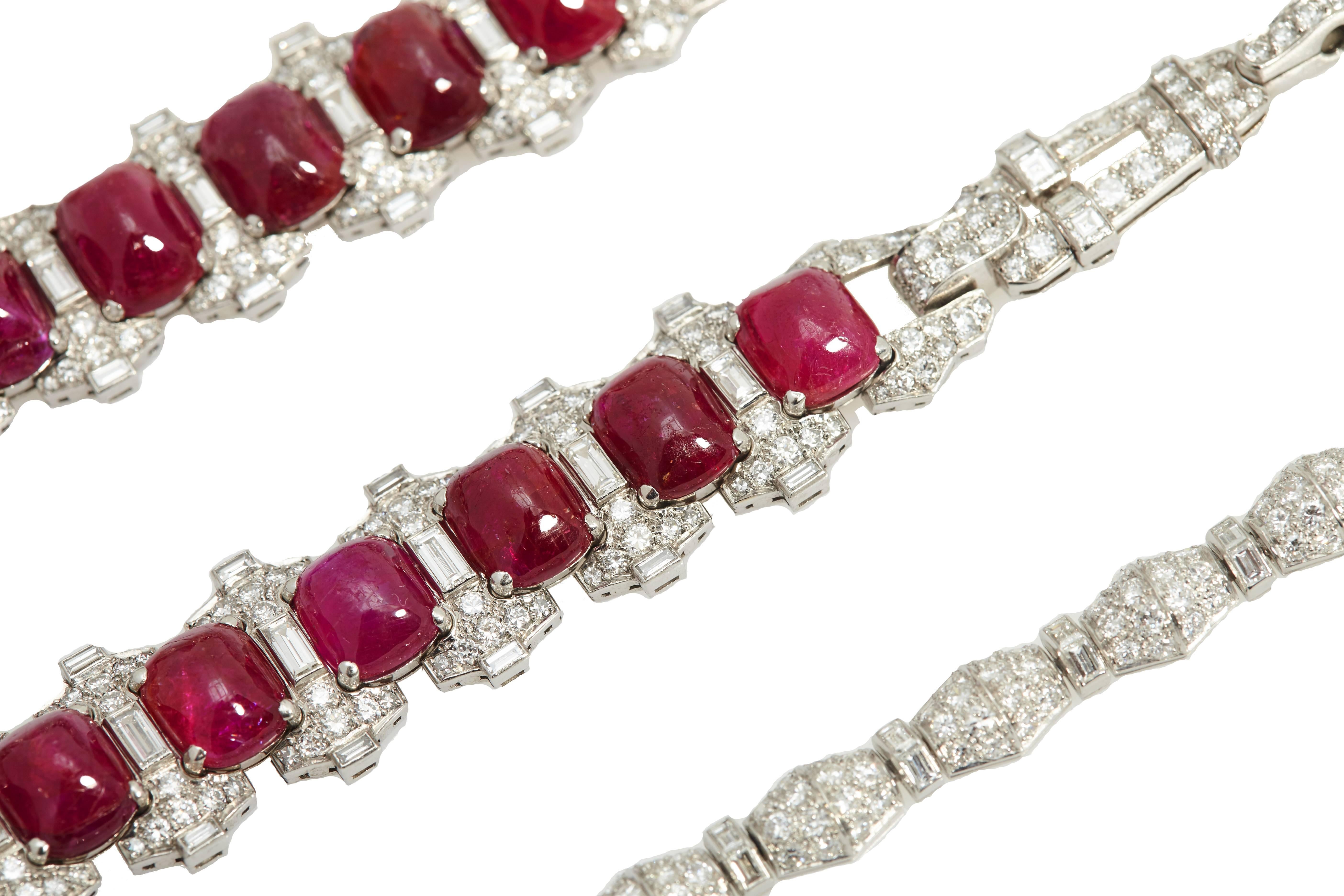 Prächtige Art Déco  Sautoir Halskette mit Rubin und Diamant im Zustand „Hervorragend“ in New York, NY