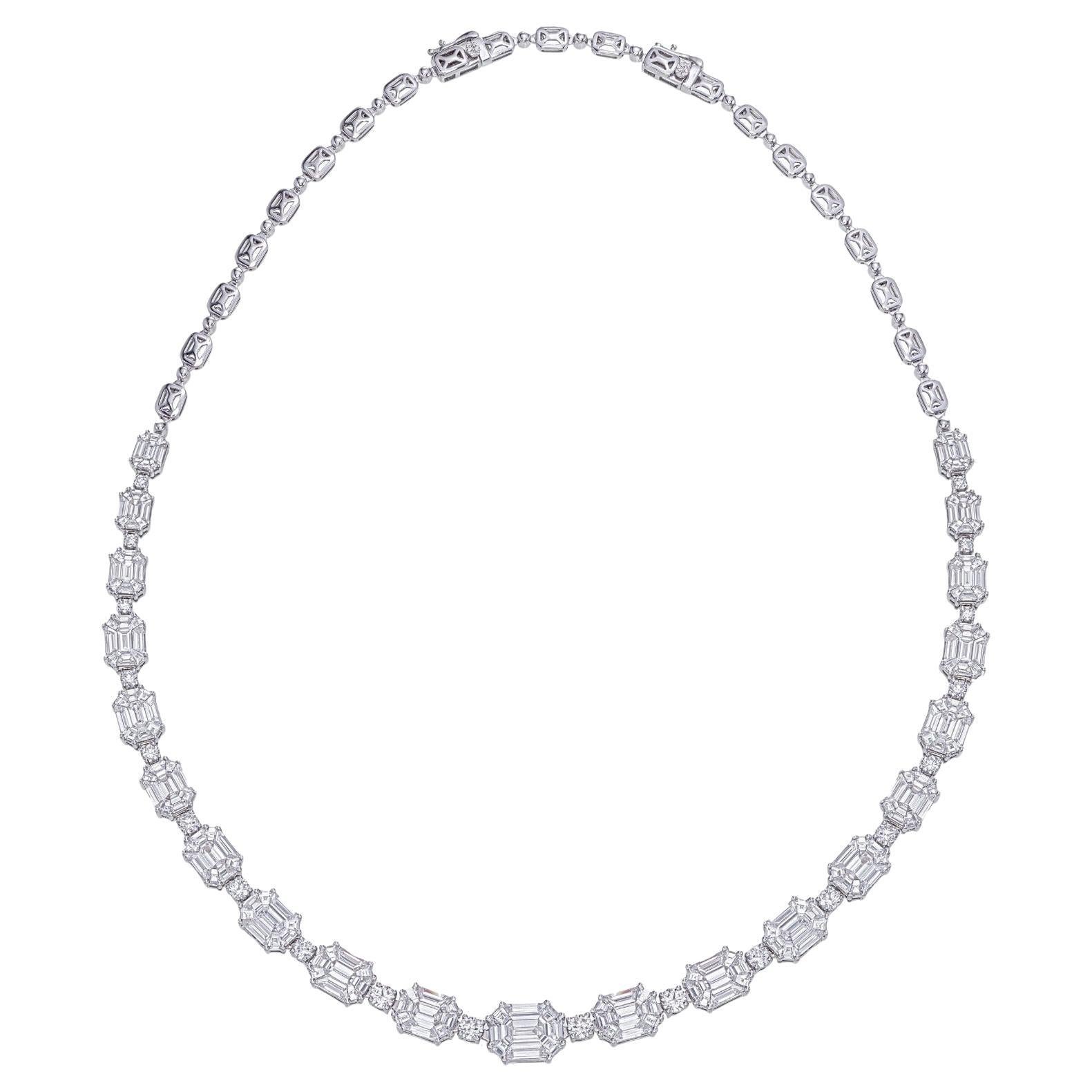 Elegant Pie cut diamond Necklace -Luxurious High jewelry statement For Sale