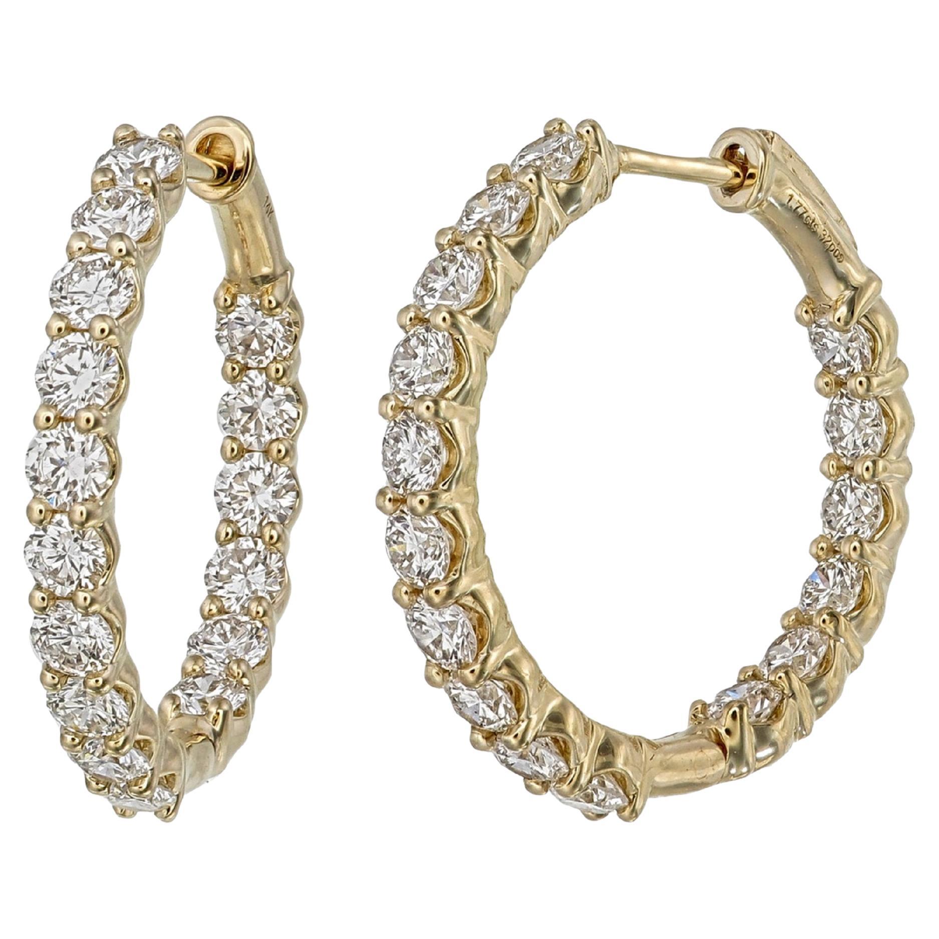 Orecchini a cerchio classici con diamanti a 10 punte in oro 18KT - 3,20 carati