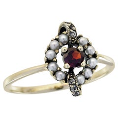 Anello in oro giallo 9K con perla di granato naturale e topazio bianco in stile vintage