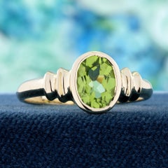Natural Peridot Ribbed Solitaire Ring in Solid 9K Yellow Gold