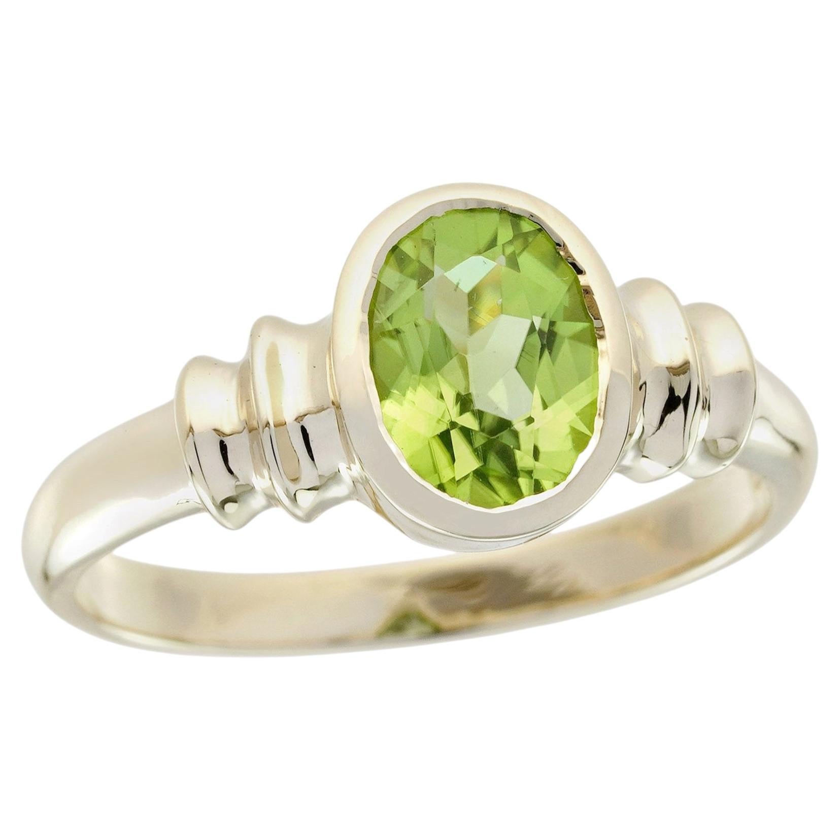 Natural Peridot Ribbed Solitaire Ring in Solid 9K Yellow Gold For Sale