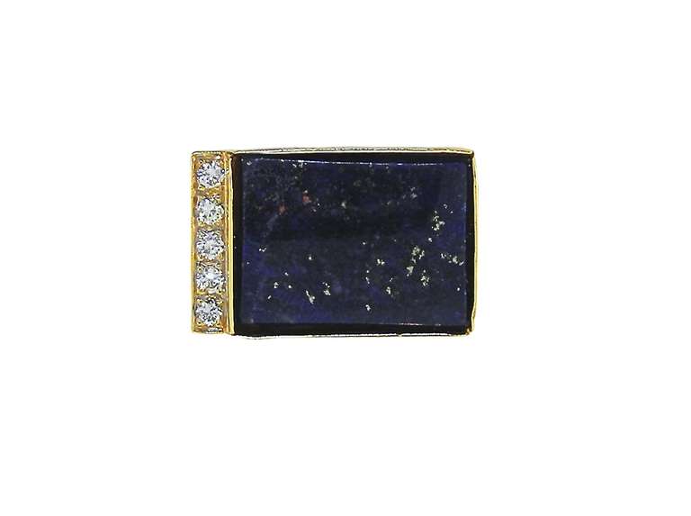 These 14K Yellow Gold Cufflinks have a beautiful Royal Blue color Lapis Lazuli.
The Diamonds are of high quality and have a Total Weight of about 1/2 Carat.
Measure about 1 inch long, and 5/8 inch wide.