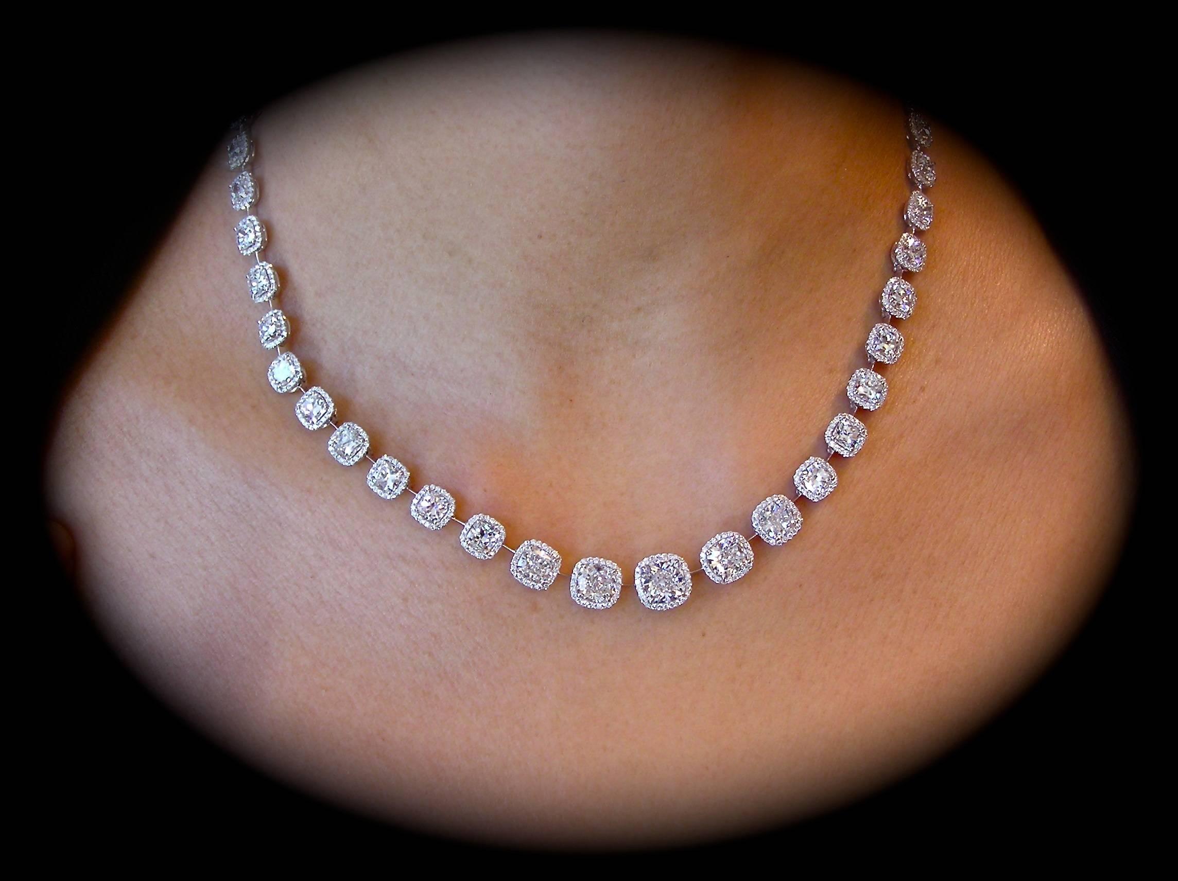 Beautiful Cushion Cut Diamond Necklace, 27 Carats Total! In New Condition For Sale In Newport Beach, CA