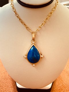Elizabeth Locke Jewels: ciondolo in oro 19 carati con lapislazzuli e diamanti