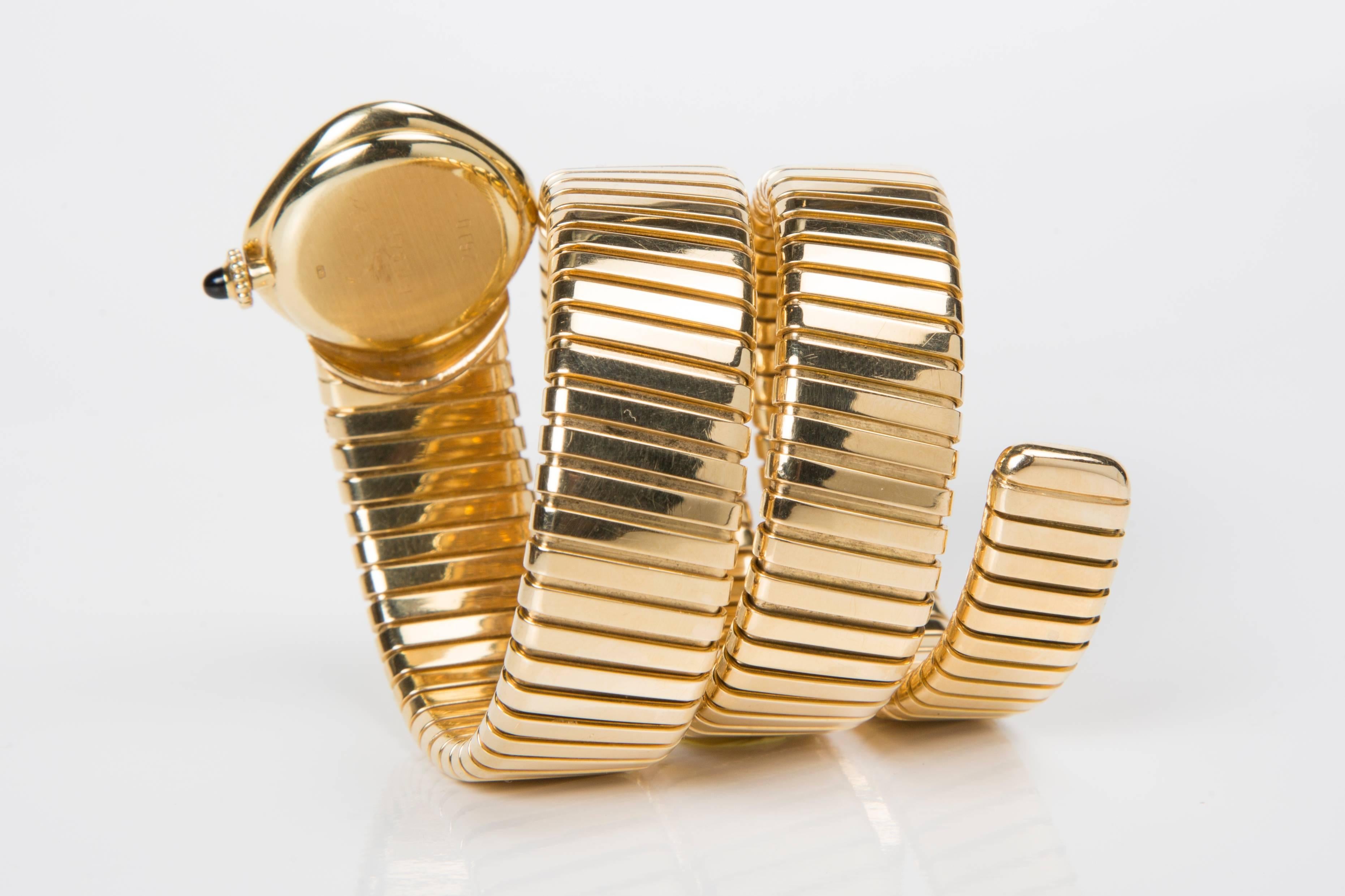 Bulgari lady's Yellow Gold Onyx Serpenti wristwatch For Sale 3