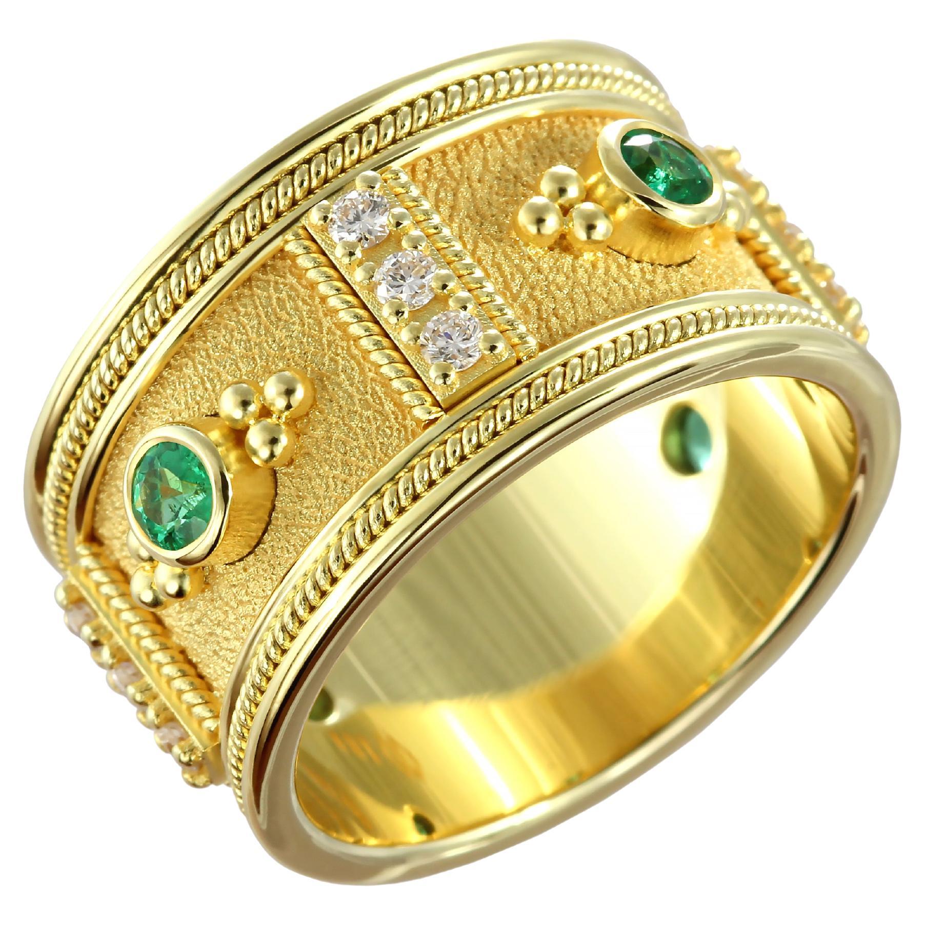 Gold Ring with Emeralds and Brilliance For Sale