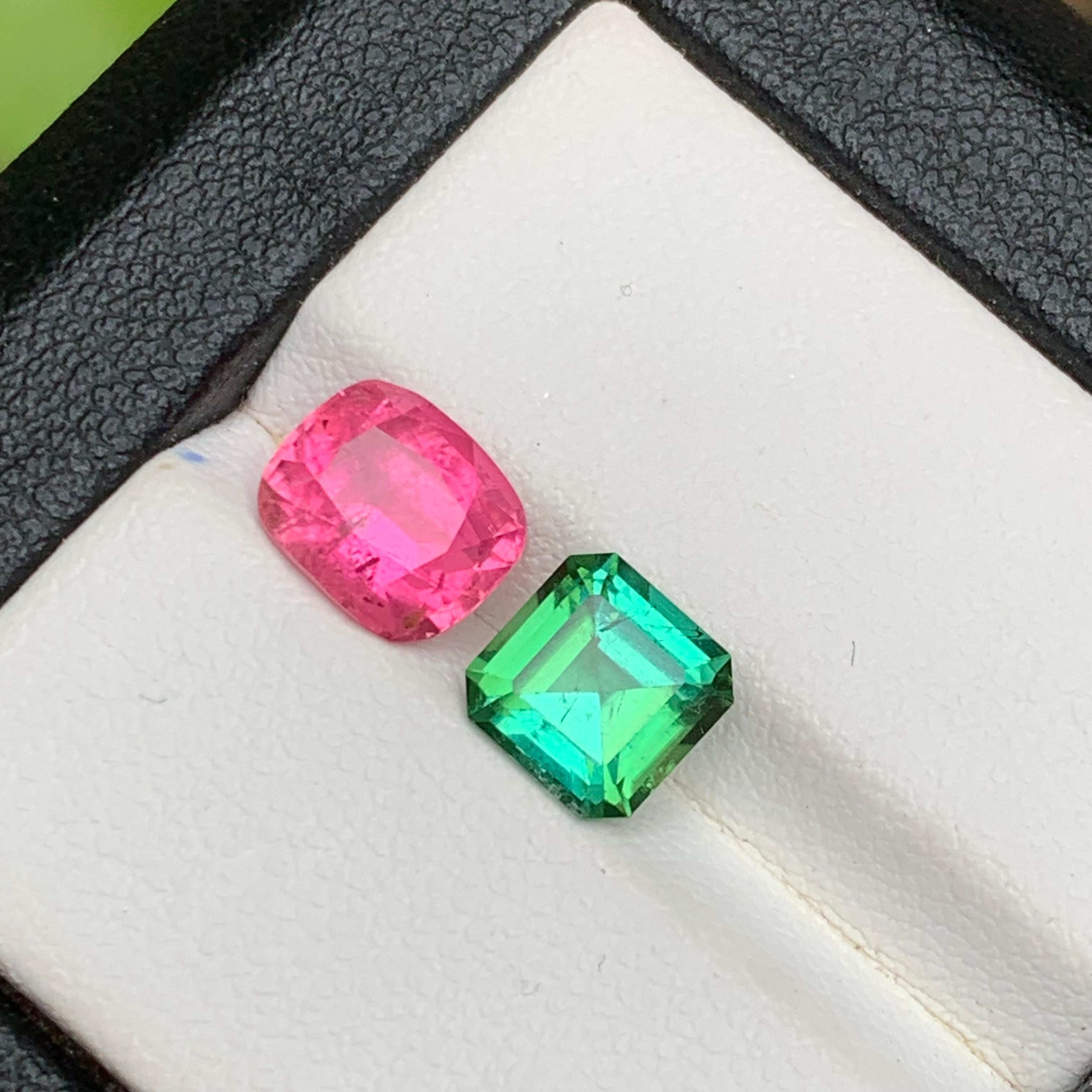 Tourmaline naturelle rose vif et vert bleuté pierres en vrac pour bague, boucles d'oreilles ou tout autre sertissage de bijoux !

💎 TYPE DE PIERRE PRÉCIEUSE : Tourmaline 
⚖️ POIDS : 3,50 carats
🪚 SHAPE & CUT : Coussin et taille octogonale
📏