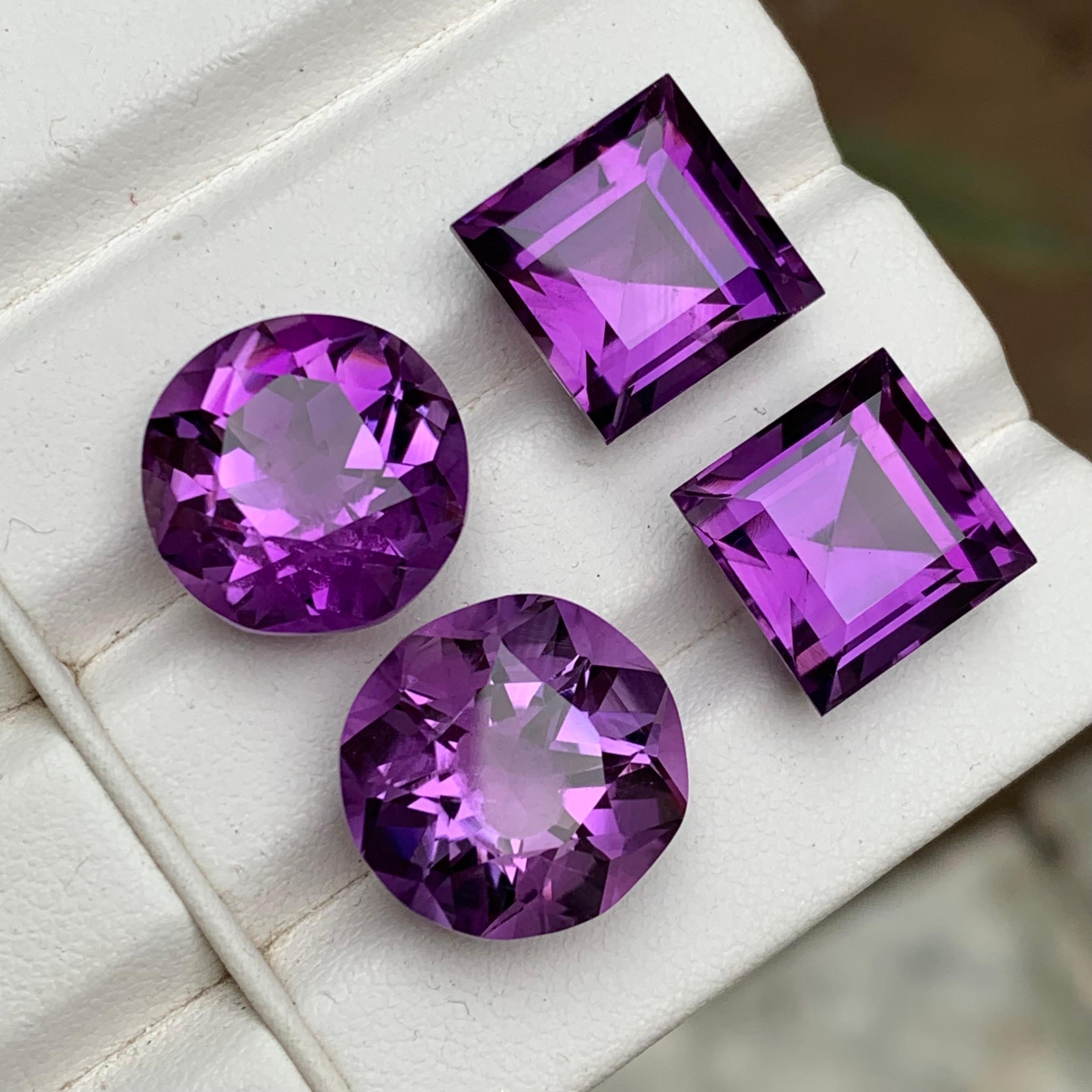 Rich Purple Natural Amethyst Lose Edelsteine Set 40,45 Ct Prinzessin & Runde geschnitten im Zustand „Neu“ im Angebot in Peshawar, PK