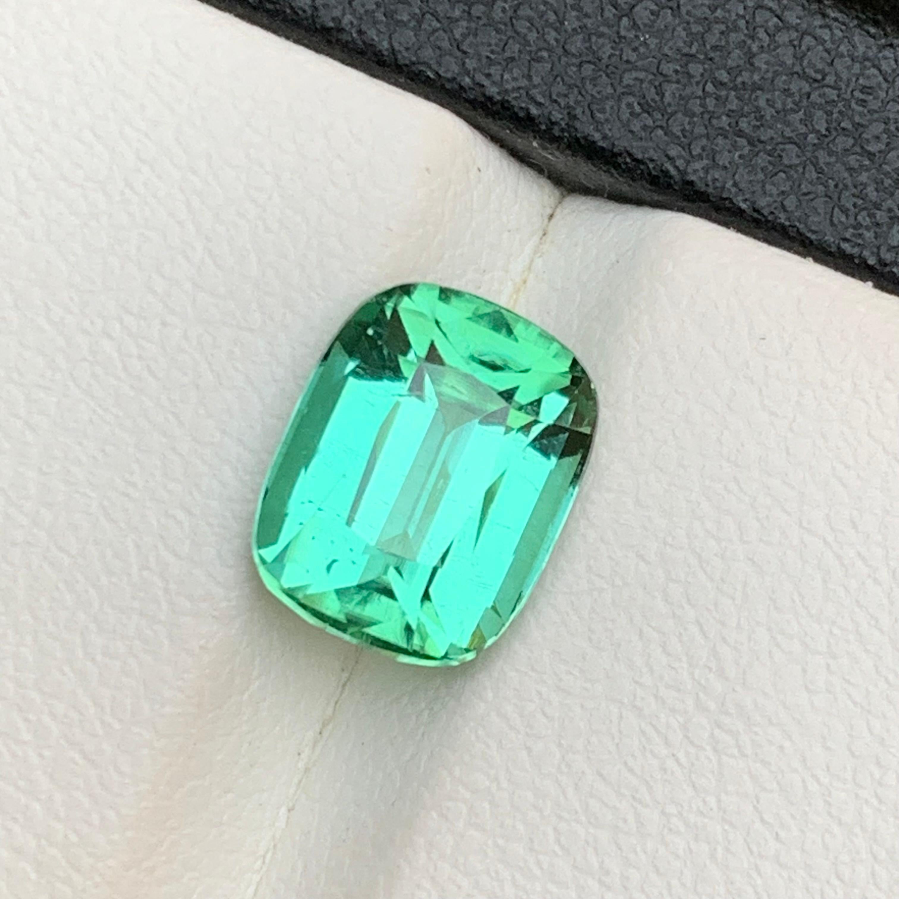 da uomo o donna Anello con tormalina naturale verde menta bluastra, gemma sciolta da 4,10 carati, gioiello a cuscino in vendita