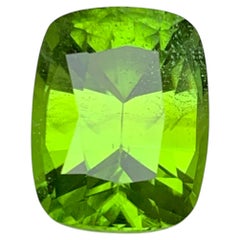 Vivid Green Natural Peridot 8.26 Ct Antique Cushion Cut Loose Gemstone for Ring