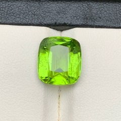 Vivid Green Natural Peridot 7.18 Carat Cushion Cut Loose Gemstone for Ring