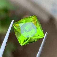 Vivid Green Natural Peridot 5.06 Ct Modified Cushion Cut Loose Gemstone for Ring
