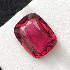 Tormalina rubellite naturale rossa rosata da 12.36 carati con taglio a cuscino, gemma sfusa