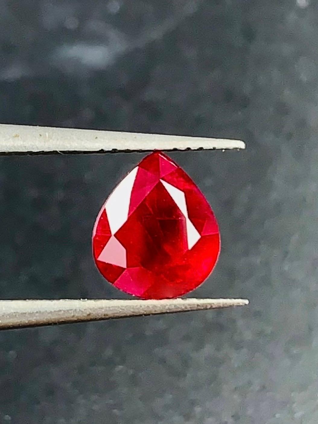 RHA5
2.07Ct GIA Certificate Natural Ruby Burma pigeon blood color heated Gemstone

GEM DESCRIPTION
Species:   Natural Corumdum
Variety:  Natural Ruby Burma
Weight:  2.07ct
Color:  Pigeon Blood 
Clarity:  Eye clean
Luster：Very good
Origin: