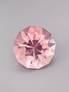 14,82 Karat Natürlicher rosa Morganit Brasilien Edelstein Präzisionsschliff Saubere Klarheit