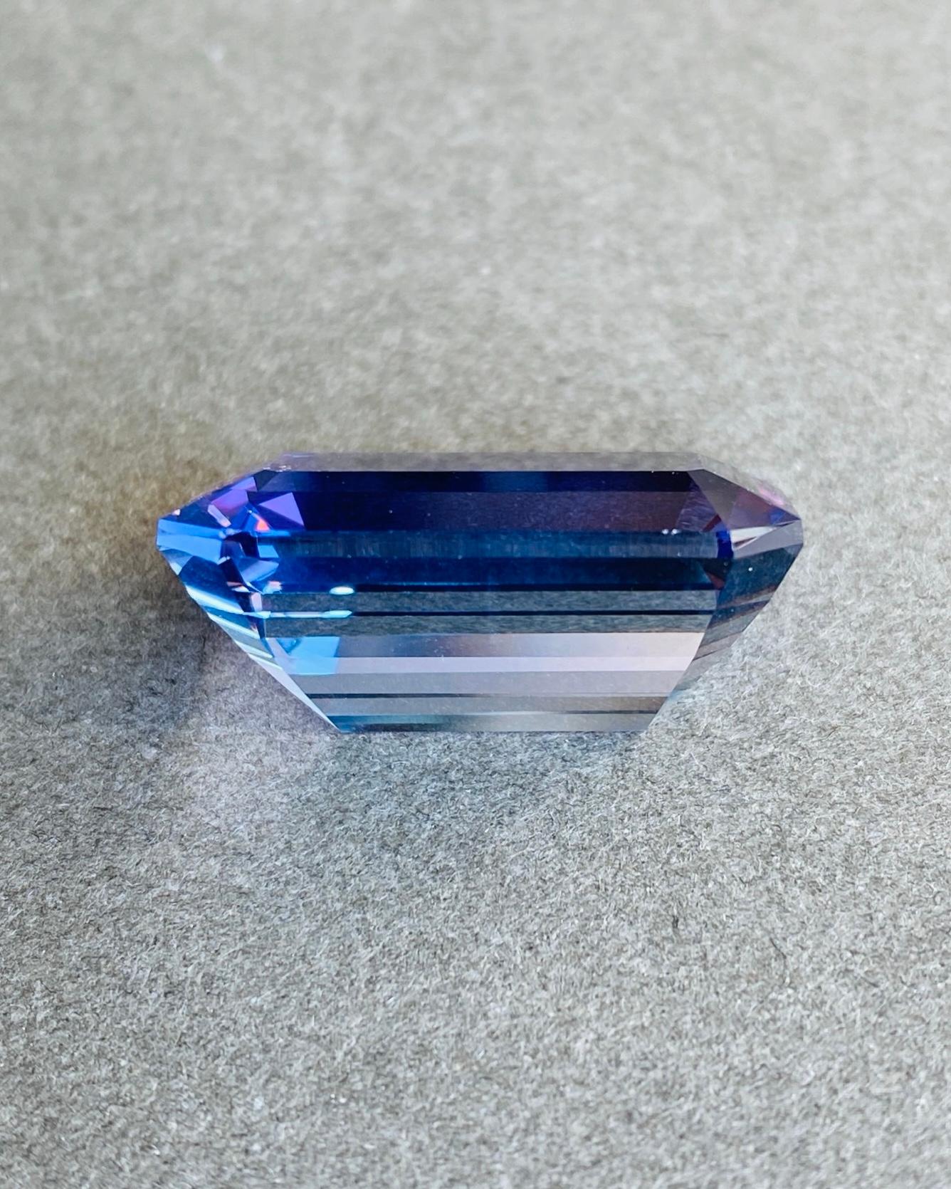 23.35 Ct GIT Certificate Unheated Zoisite(Tanzanite)Emerald Cut For Sale 2